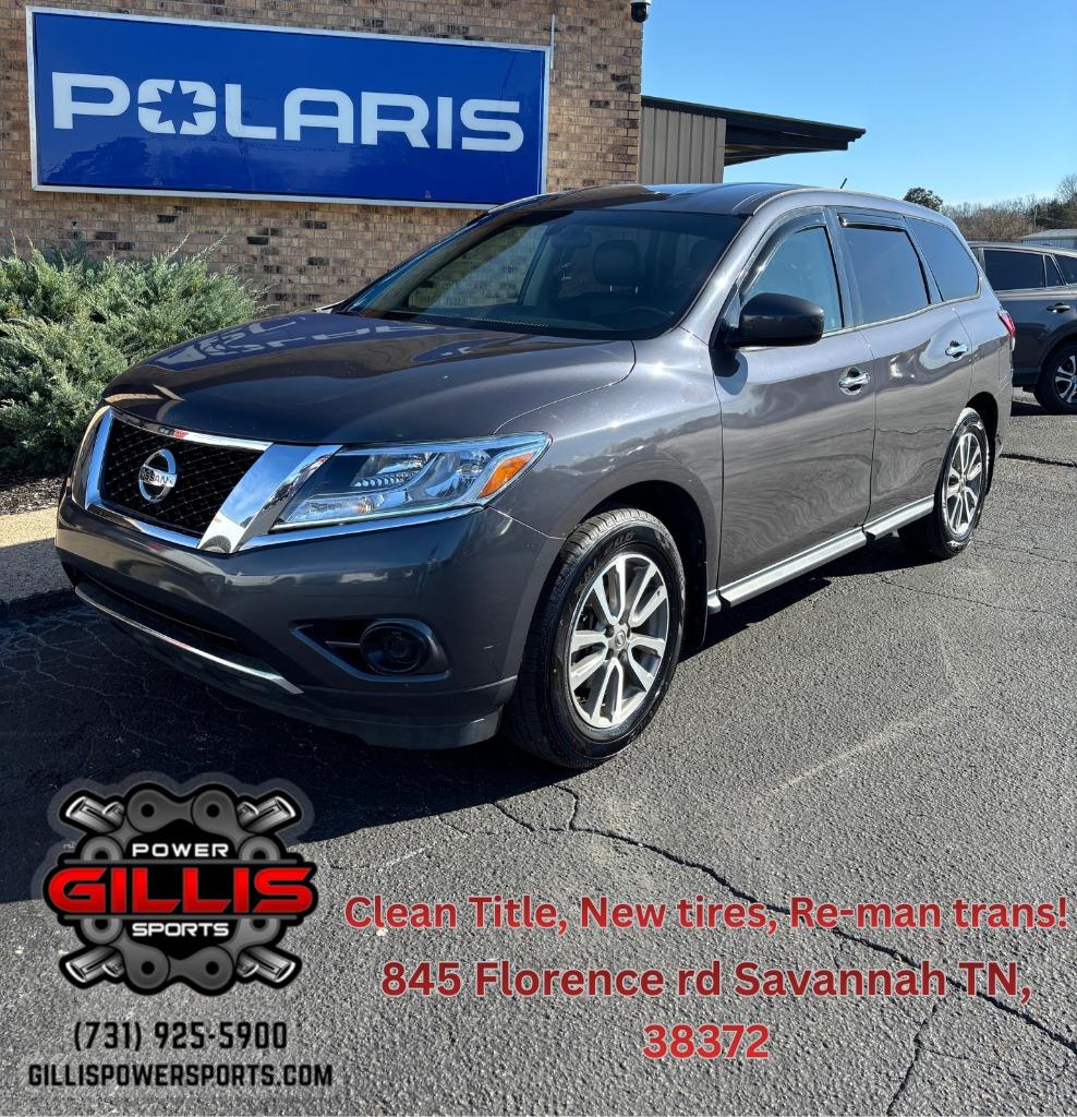 2014 Nissan Pathfinder S's photo