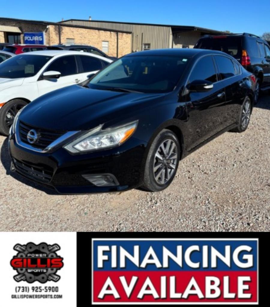 2017 Nissan Altima SV's photo