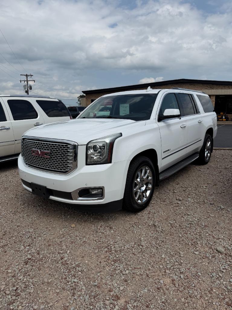 2015 GMC Yukon Denali AWD's photo
