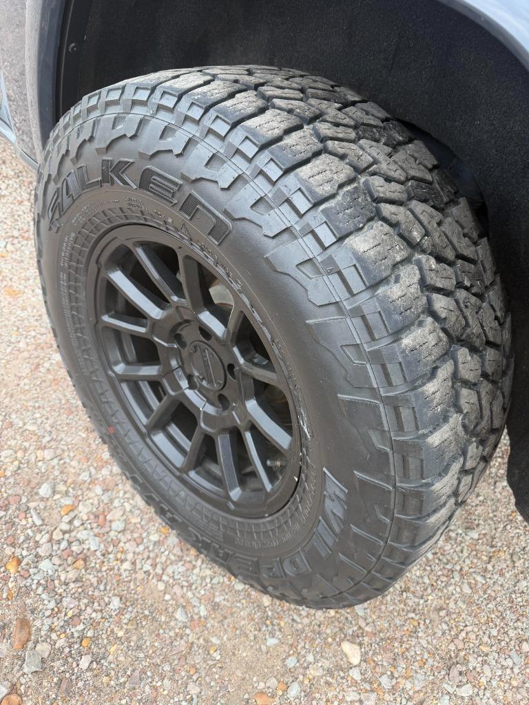 2018 Jeep Grand Cherokee Altitude - Photo 16
